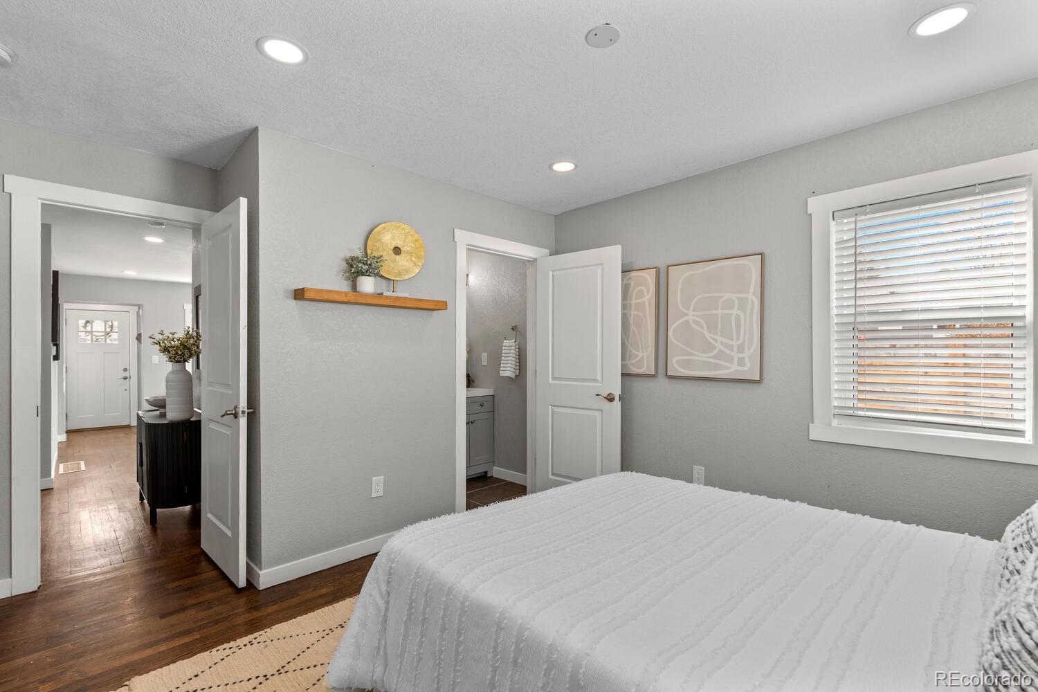 MLS Image #17 for 75 s knox court,denver, Colorado