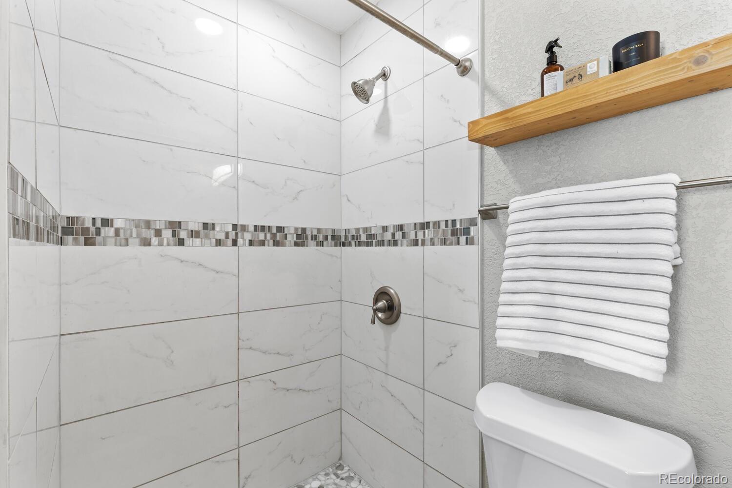 MLS Image #19 for 75 s knox court,denver, Colorado