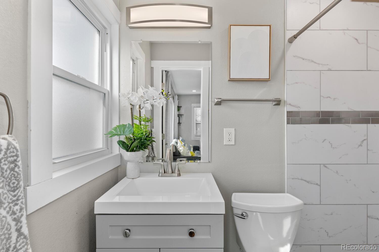 MLS Image #21 for 75 s knox court,denver, Colorado