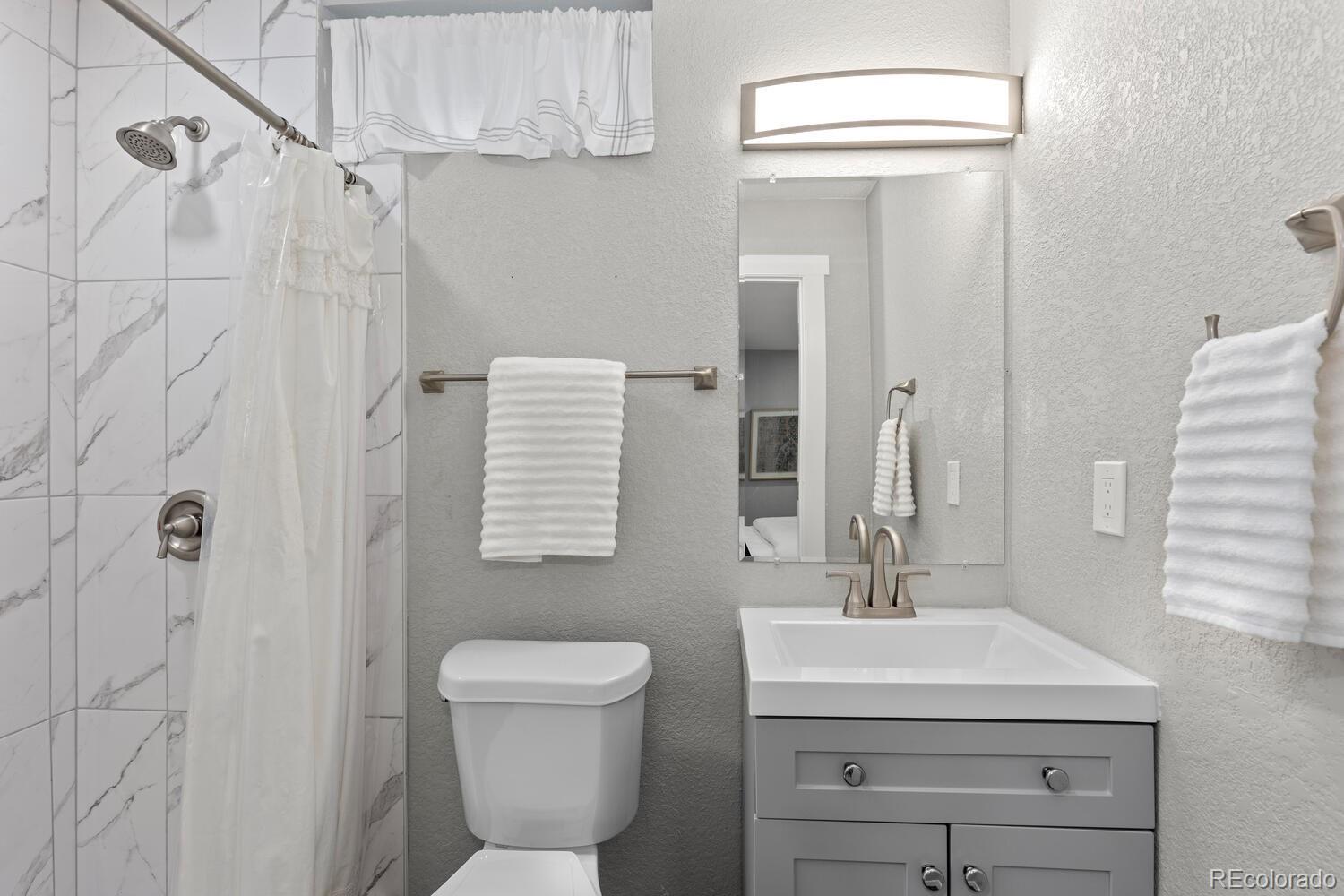 MLS Image #29 for 75 s knox court,denver, Colorado