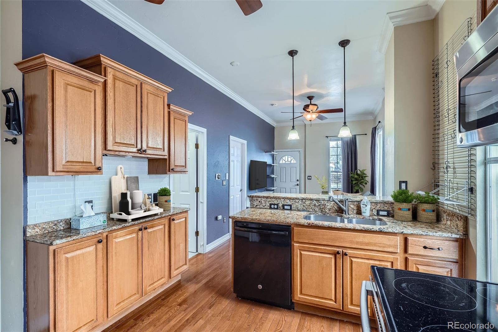 MLS Image #10 for 1137 w 13th avenue,denver, Colorado