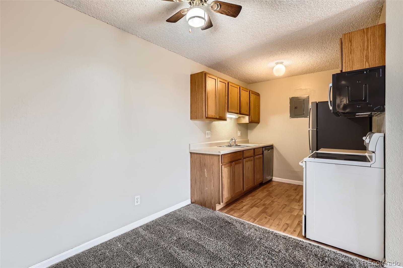MLS Image #15 for 10211  ura lane,thornton, Colorado