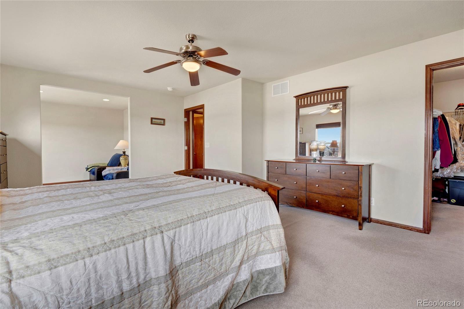 MLS Image #19 for 5511  kittredge street,denver, Colorado