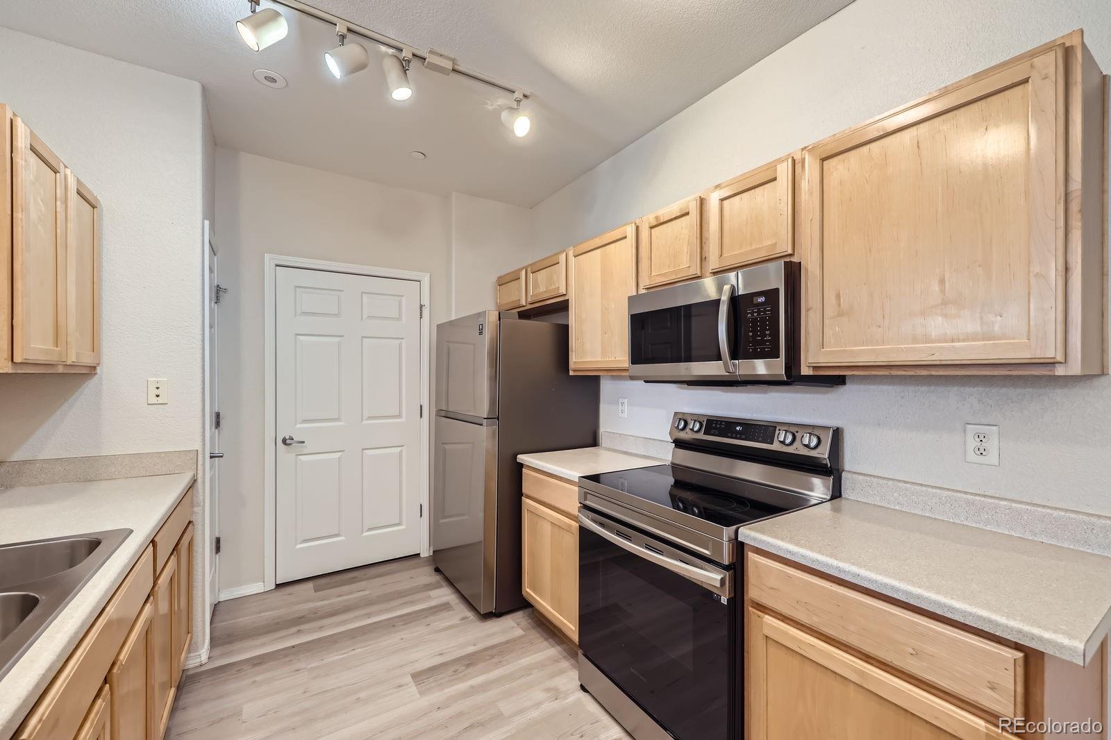 MLS Image #12 for 12711  colorado boulevard,thornton, Colorado