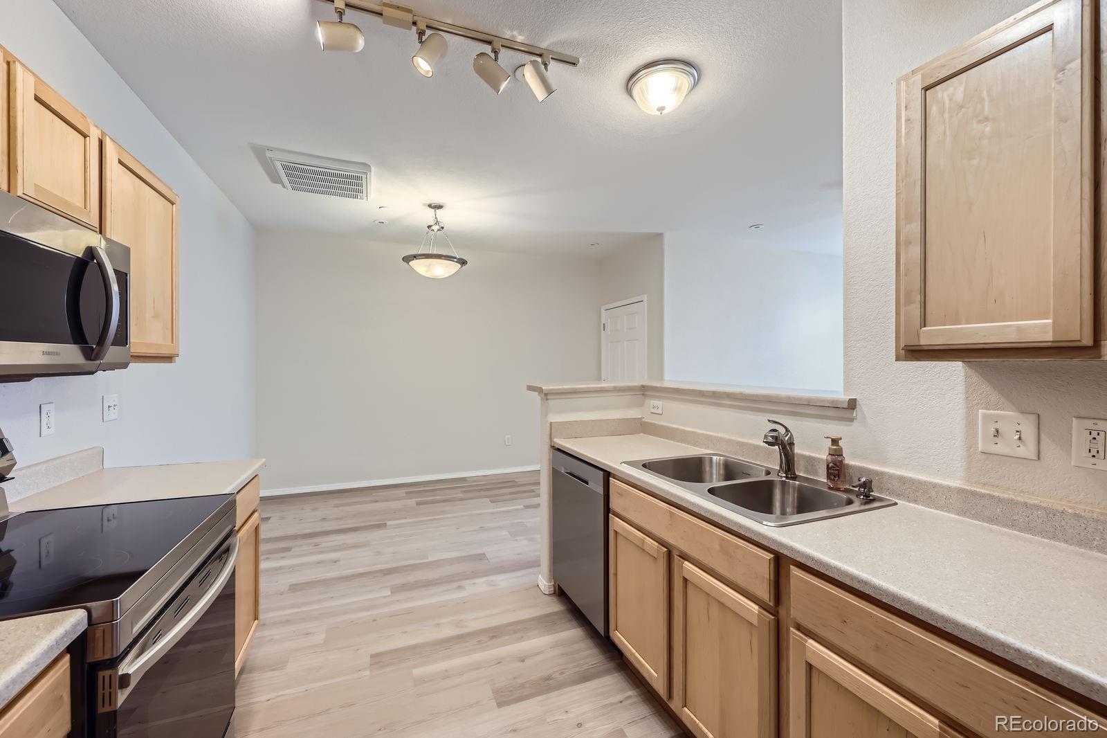 MLS Image #13 for 12711  colorado boulevard,thornton, Colorado