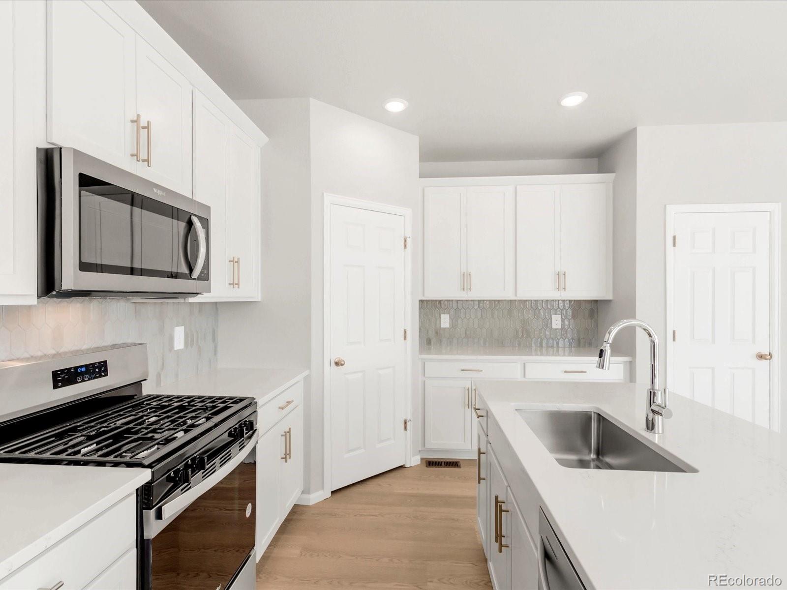 MLS Image #17 for 2716  73rd avenue court,greeley, Colorado