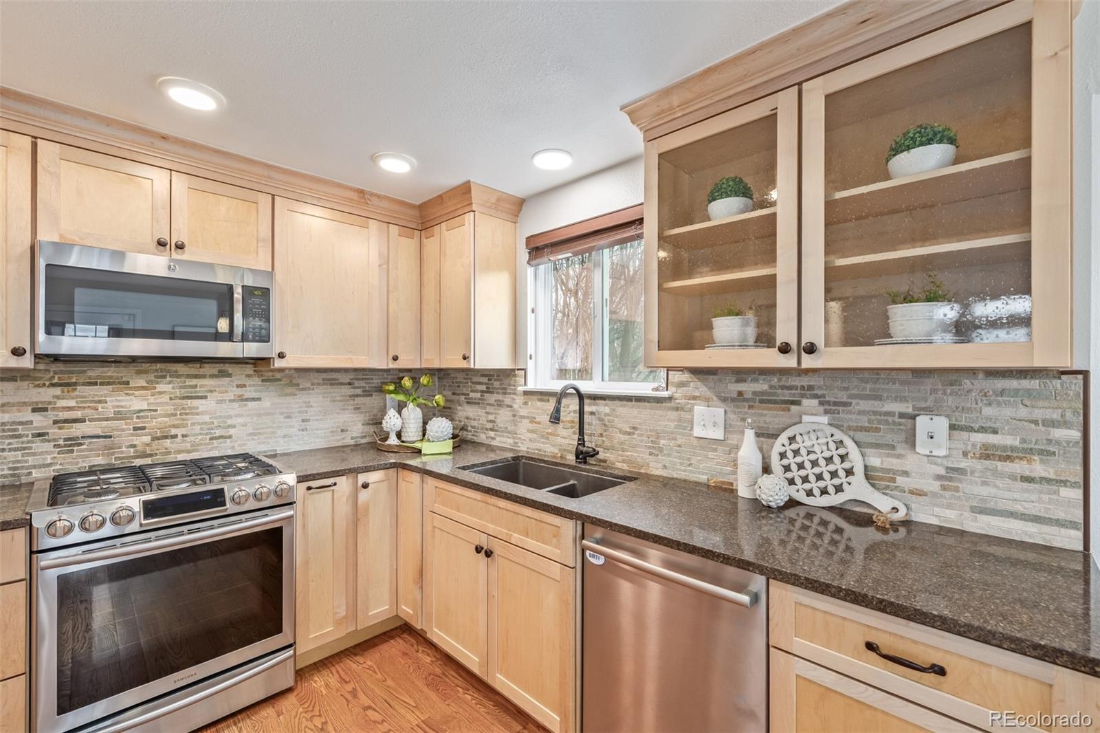 MLS Image #10 for 116 s lindsey street,castle rock, Colorado