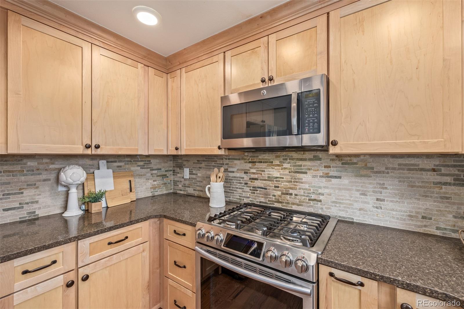 MLS Image #11 for 116 s lindsey street,castle rock, Colorado