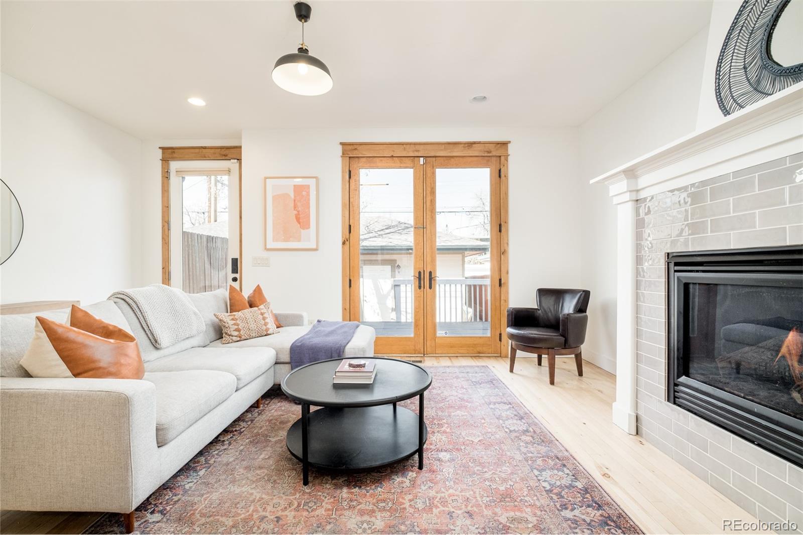 MLS Image #12 for 449 n pearl street,denver, Colorado