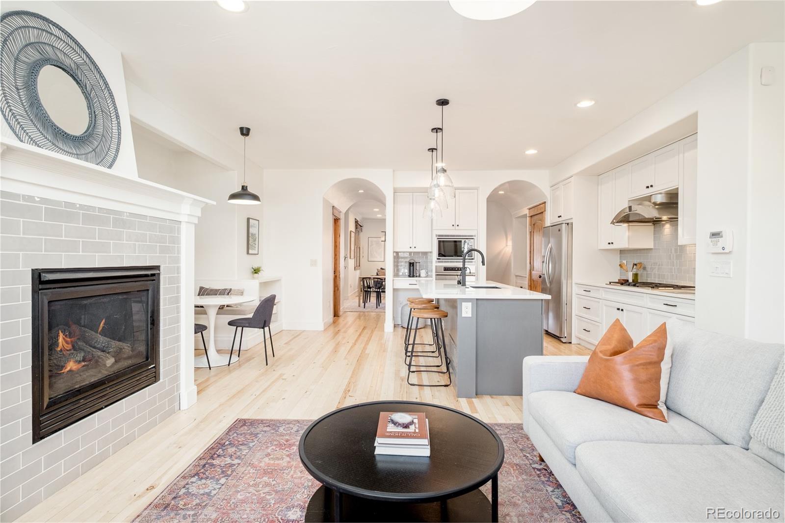 MLS Image #14 for 449 n pearl street,denver, Colorado
