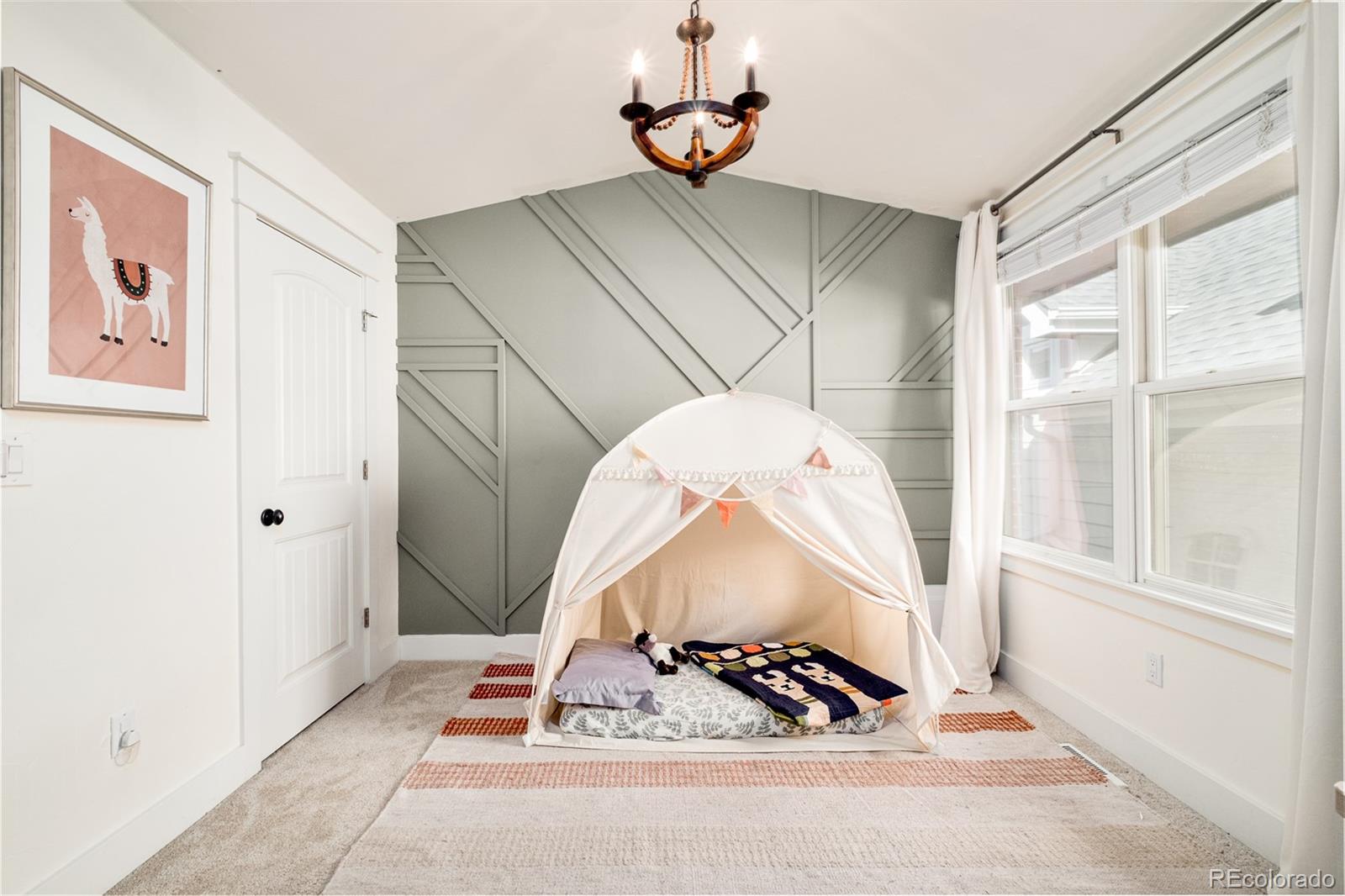 MLS Image #27 for 449 n pearl street,denver, Colorado