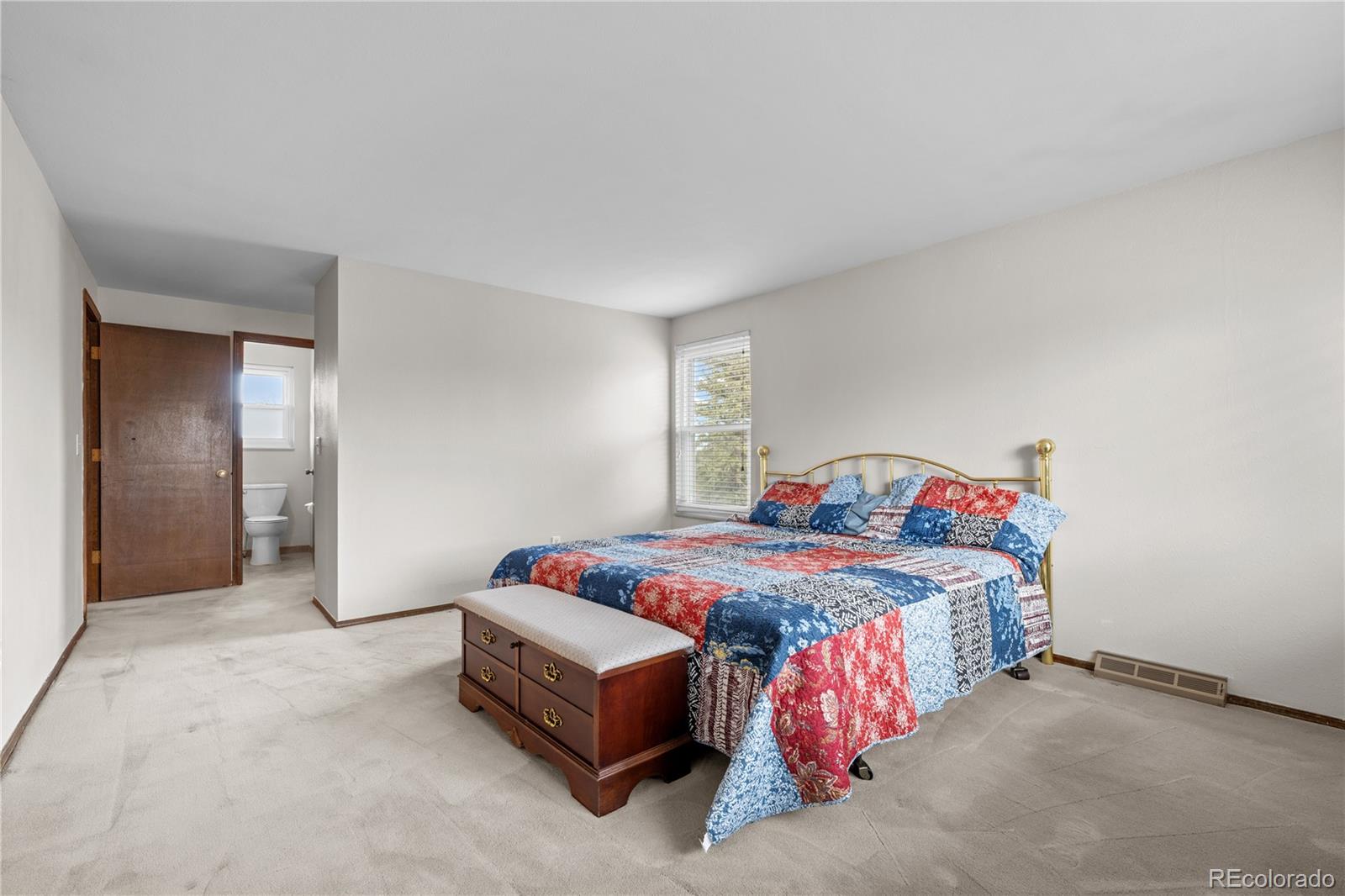 MLS Image #16 for 10965 e berry avenue,englewood, Colorado