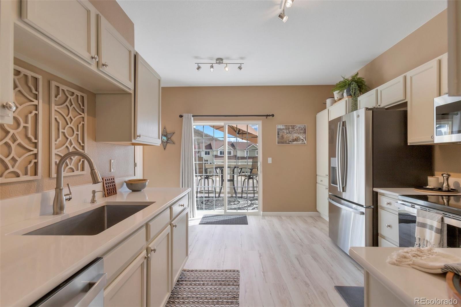 MLS Image #5 for 2673  live oak court,castle rock, Colorado