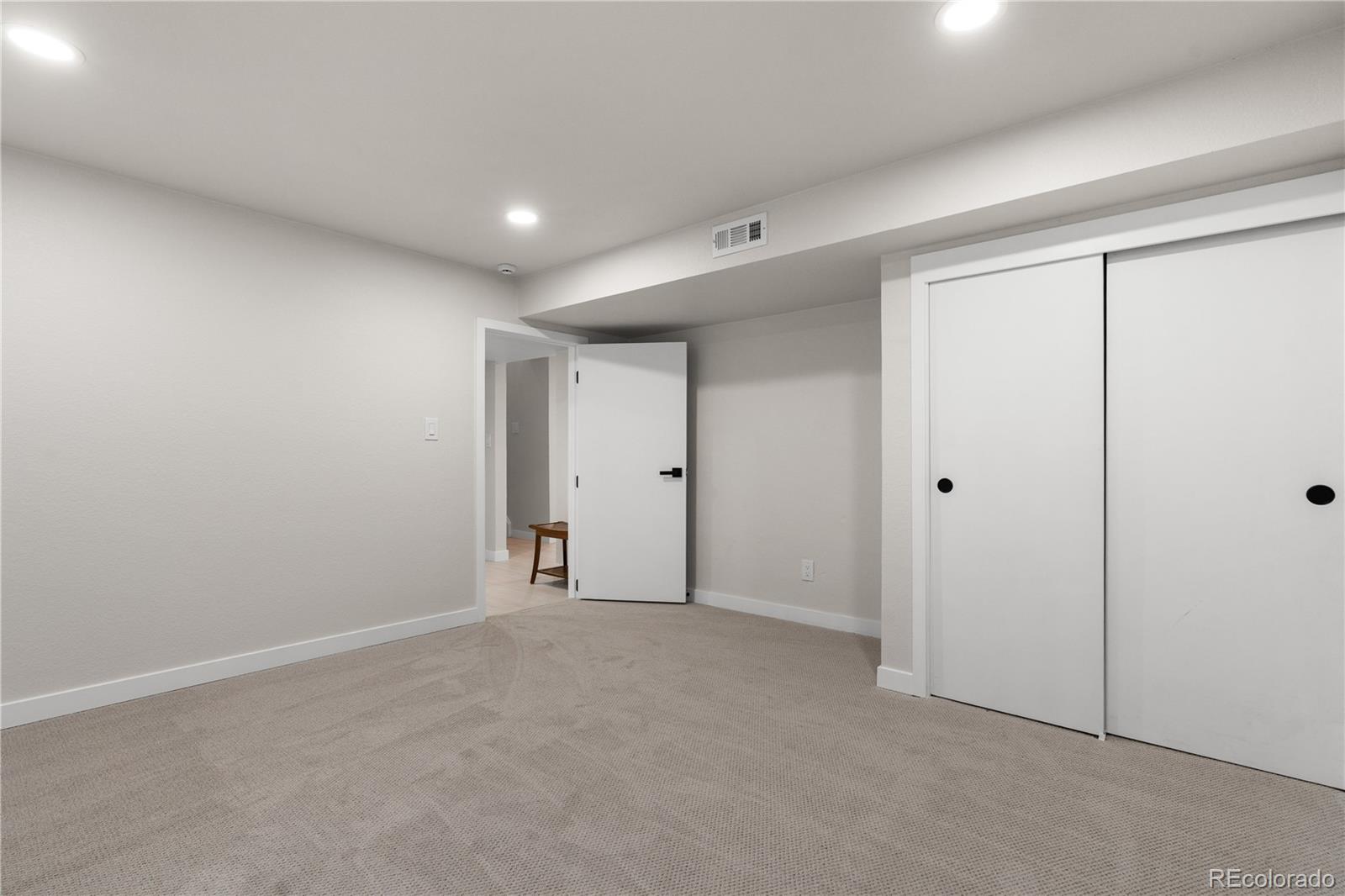 MLS Image #27 for 6511 s cedar street,littleton, Colorado