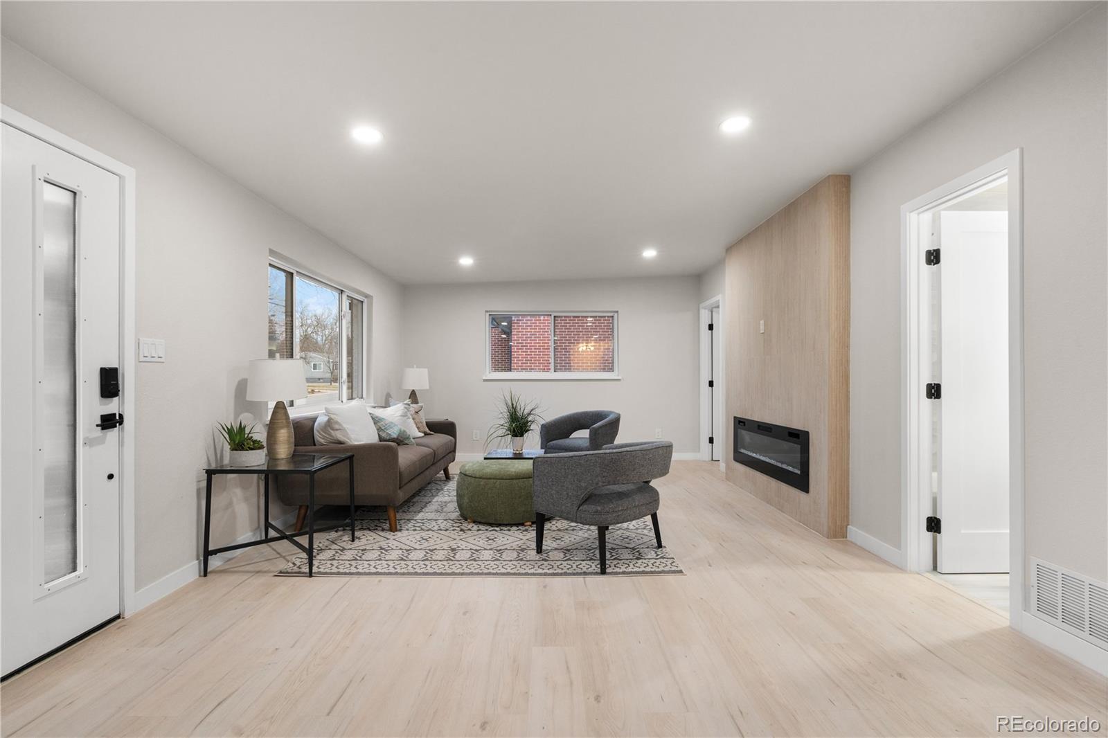 MLS Image #7 for 6511 s cedar street,littleton, Colorado