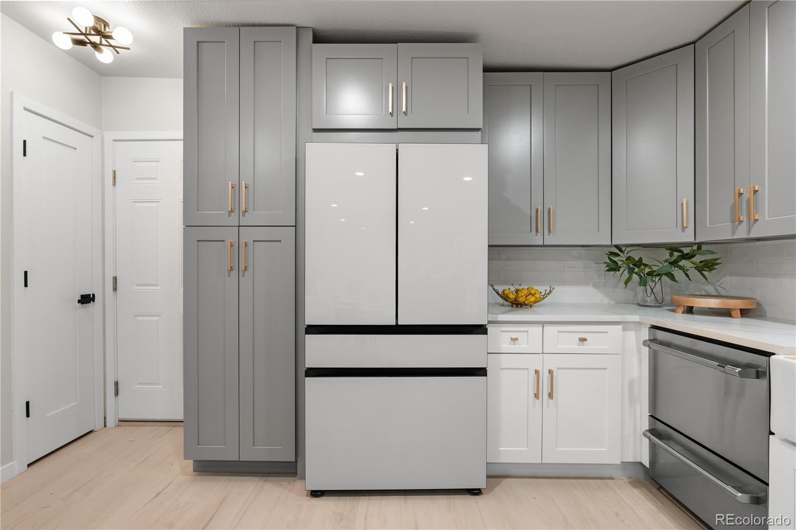 MLS Image #9 for 6511 s cedar street,littleton, Colorado