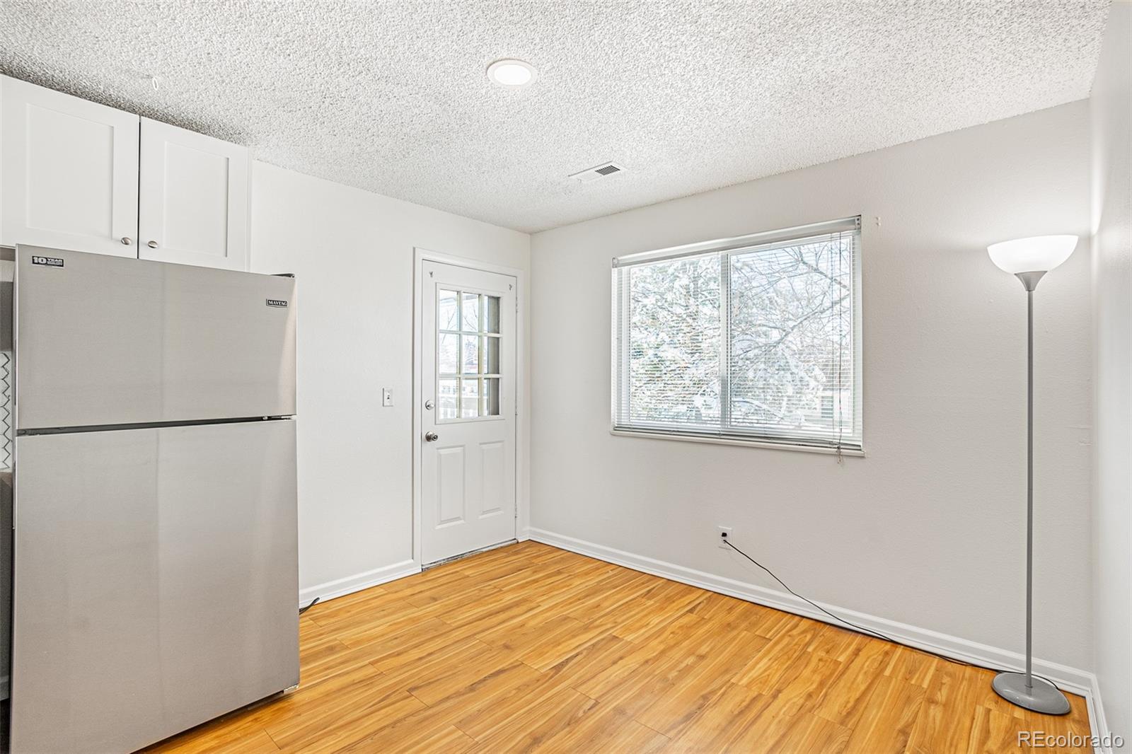 MLS Image #5 for 1180 s monaco parkway,denver, Colorado