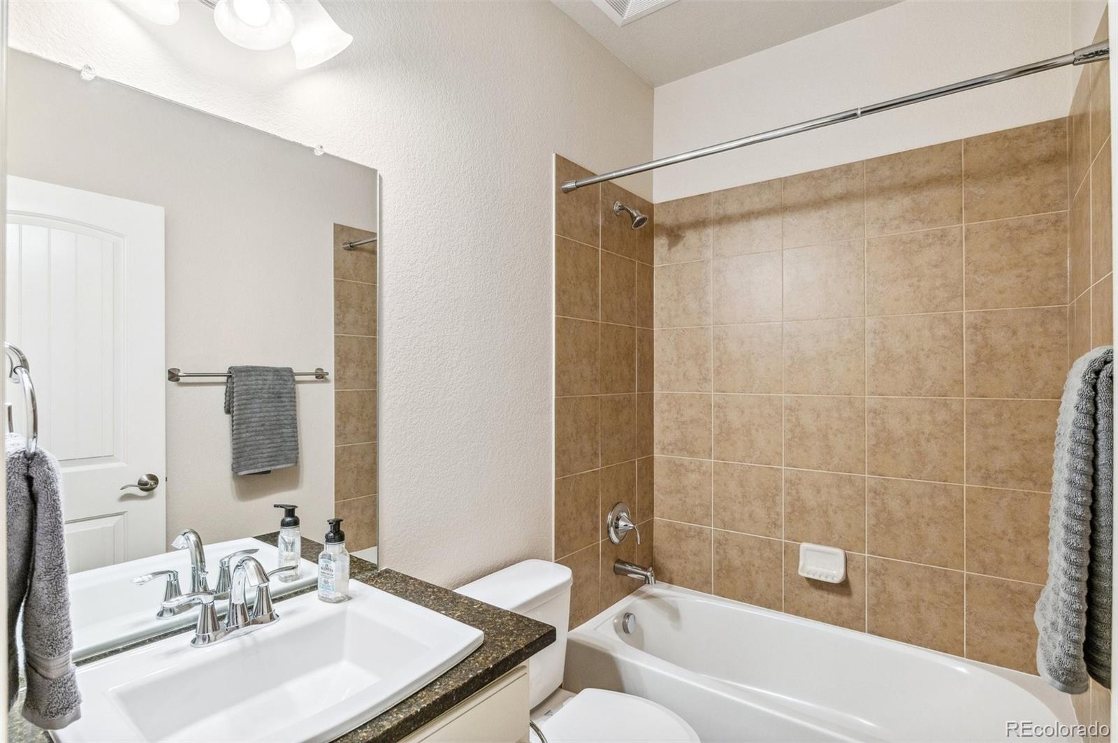 MLS Image #13 for 2299 s norse way,lakewood, Colorado