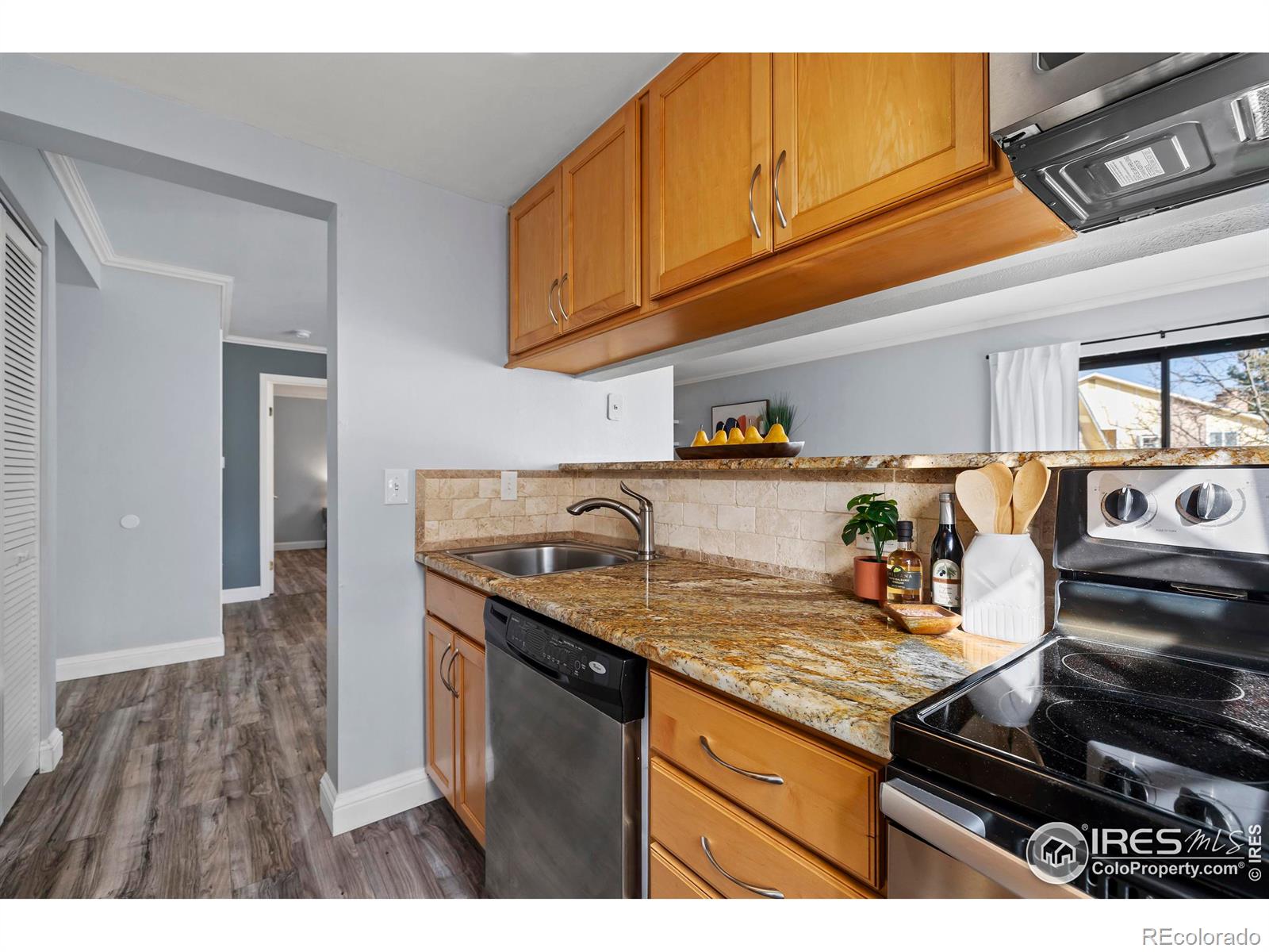 MLS Image #12 for 12450 e cornell avenue,aurora, Colorado