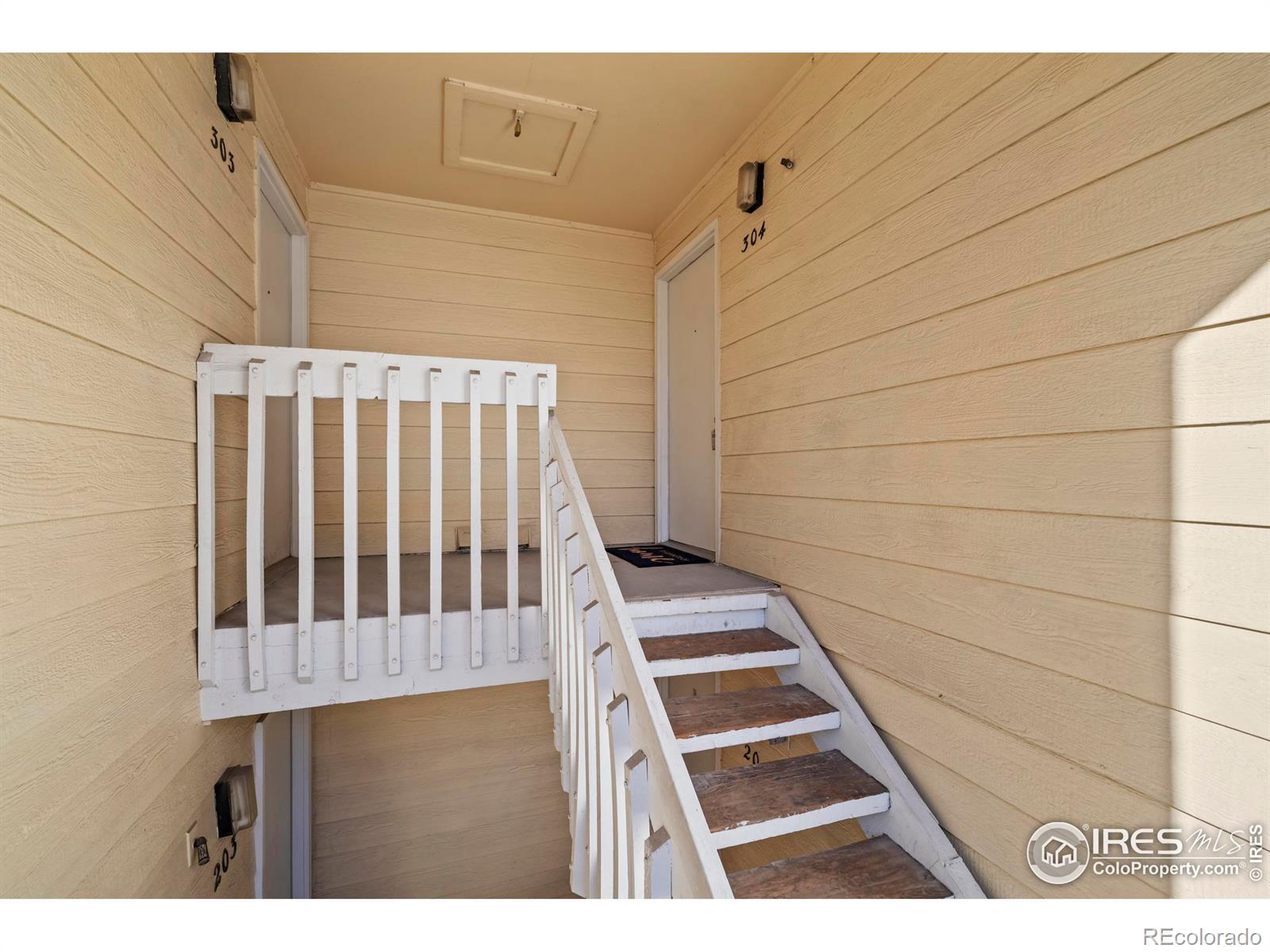 MLS Image #20 for 12450 e cornell avenue,aurora, Colorado