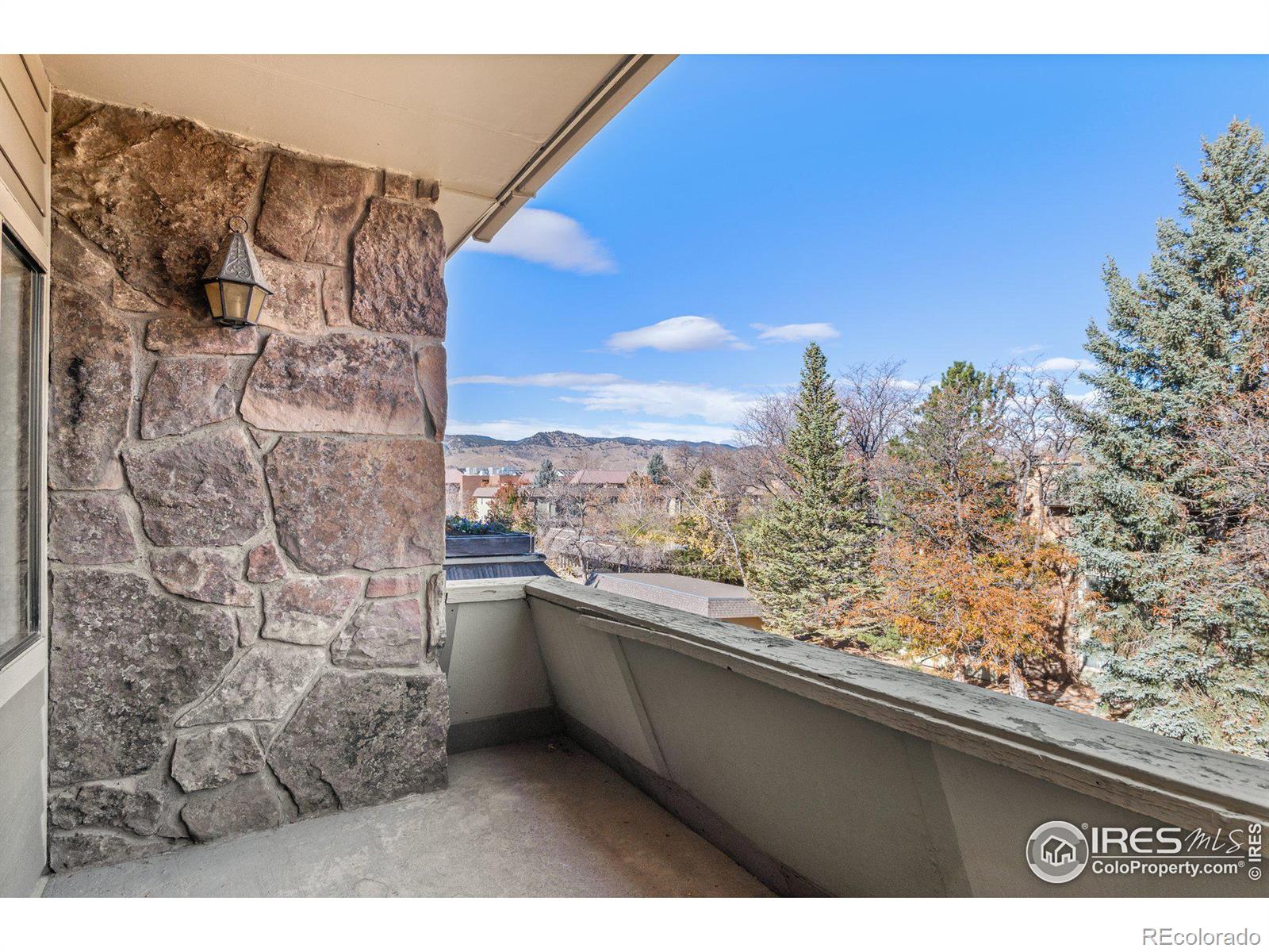 MLS Image #16 for 3120  corona trail,boulder, Colorado