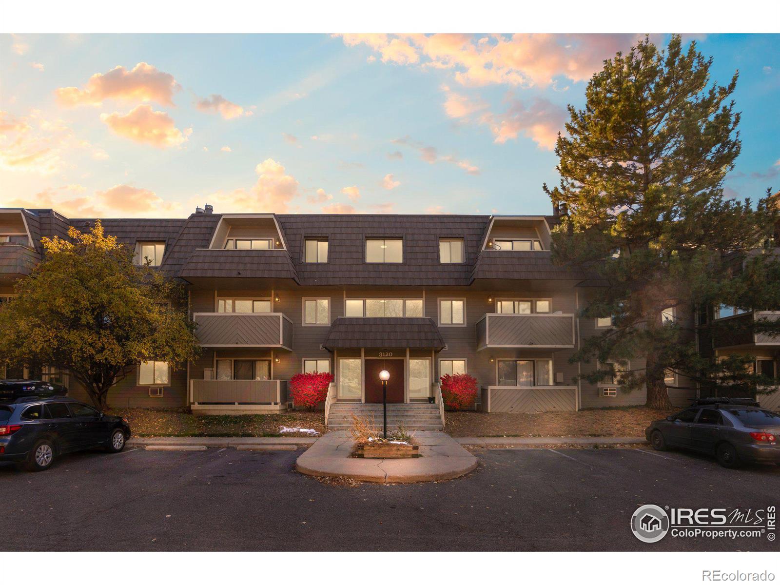 MLS Image #19 for 3120  corona trail,boulder, Colorado