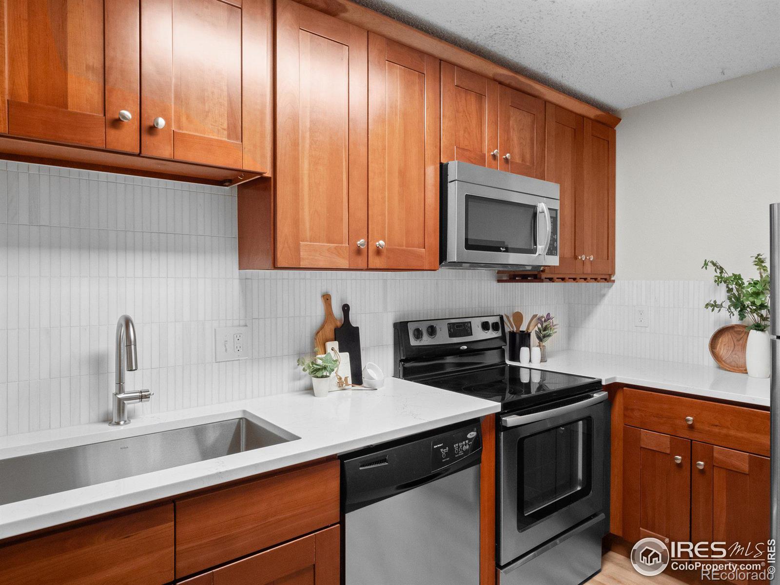 MLS Image #8 for 3120  corona trail,boulder, Colorado