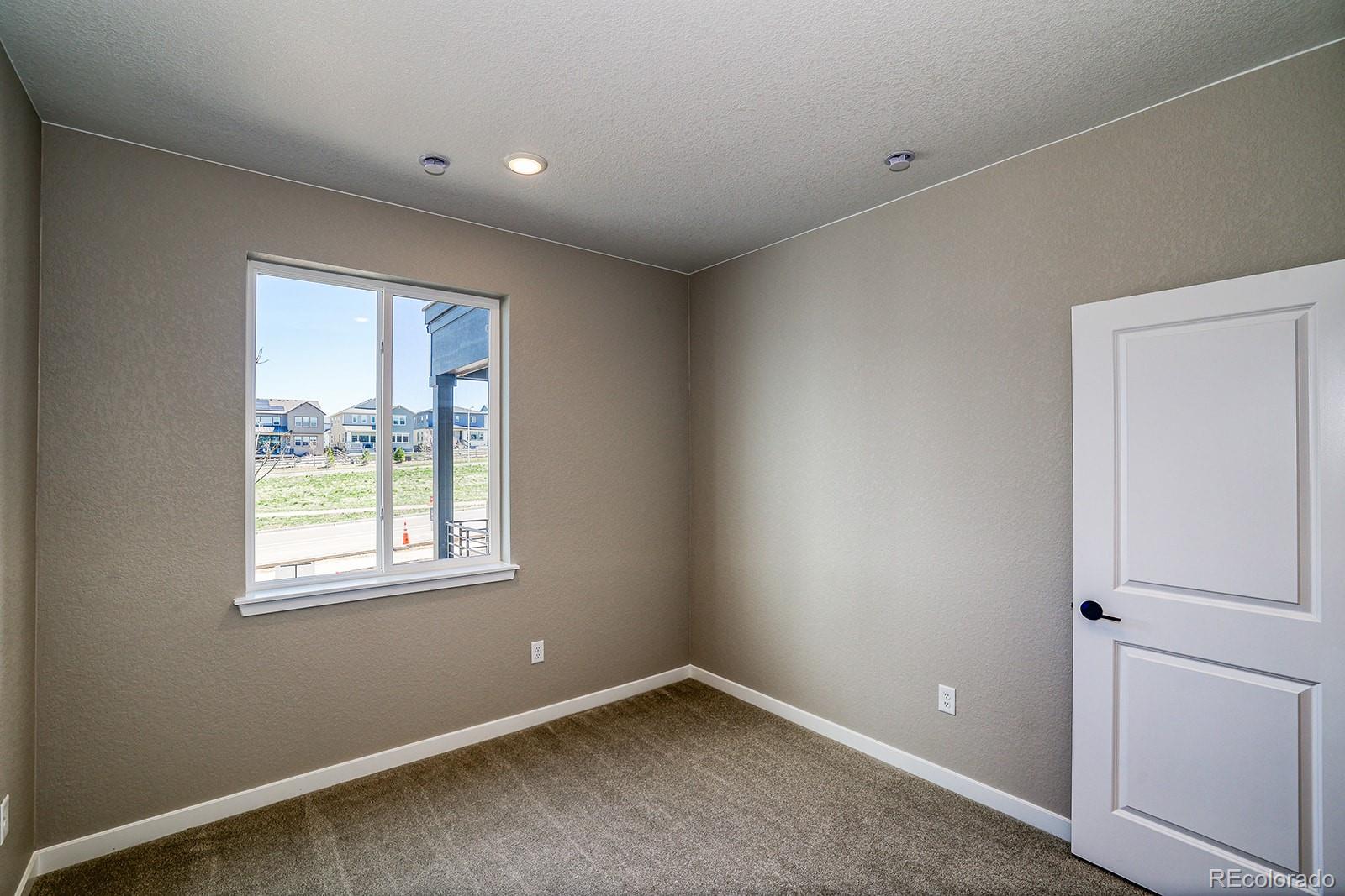 MLS Image #18 for 8633  middle fork street,littleton, Colorado