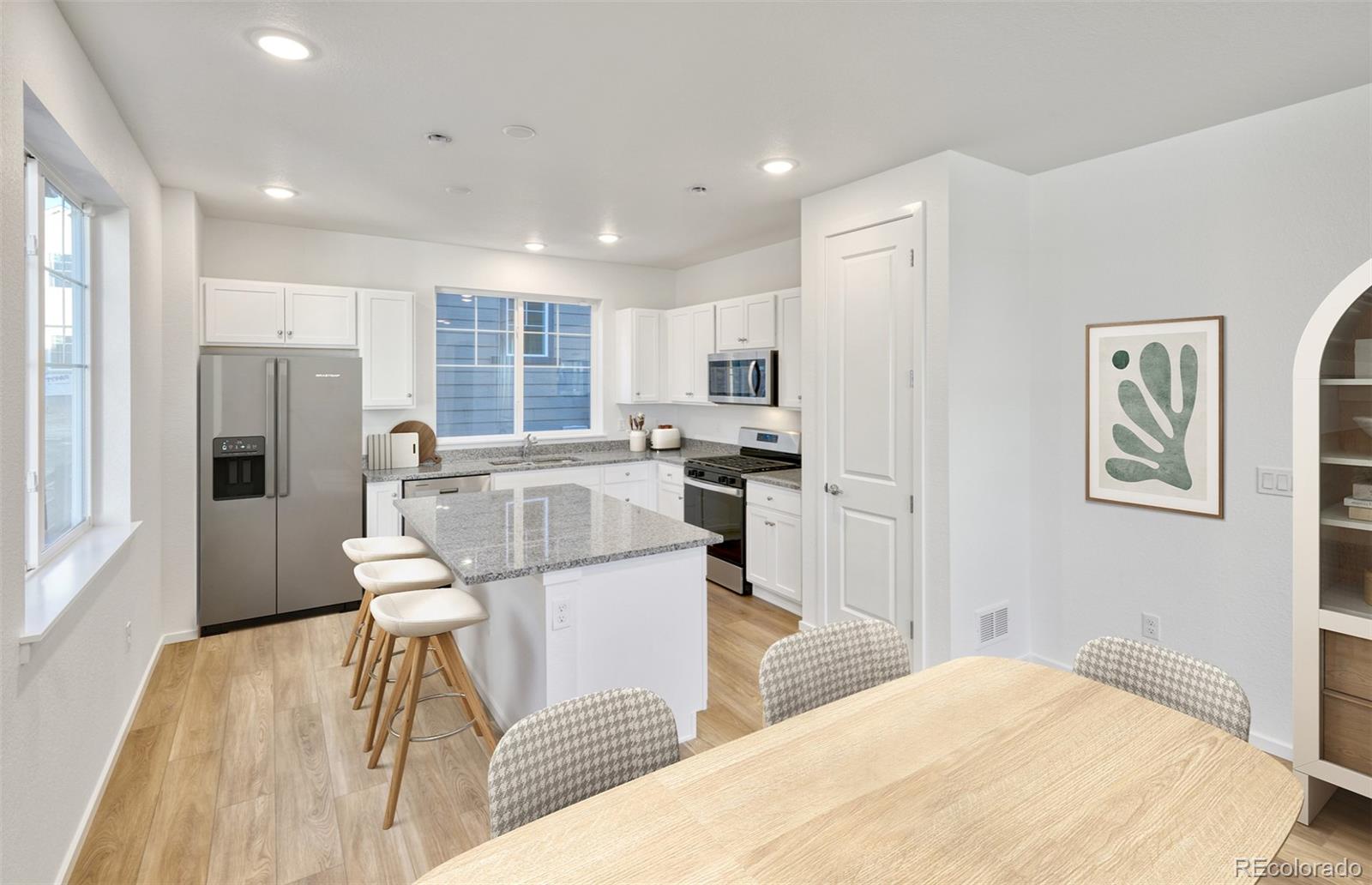 MLS Image #2 for 23721 e 40th avenue,aurora, Colorado