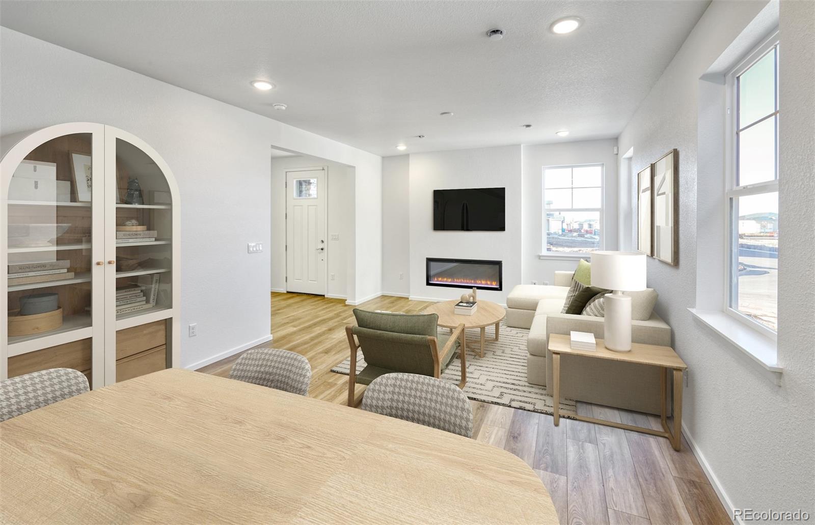 MLS Image #5 for 23721 e 40th avenue,aurora, Colorado