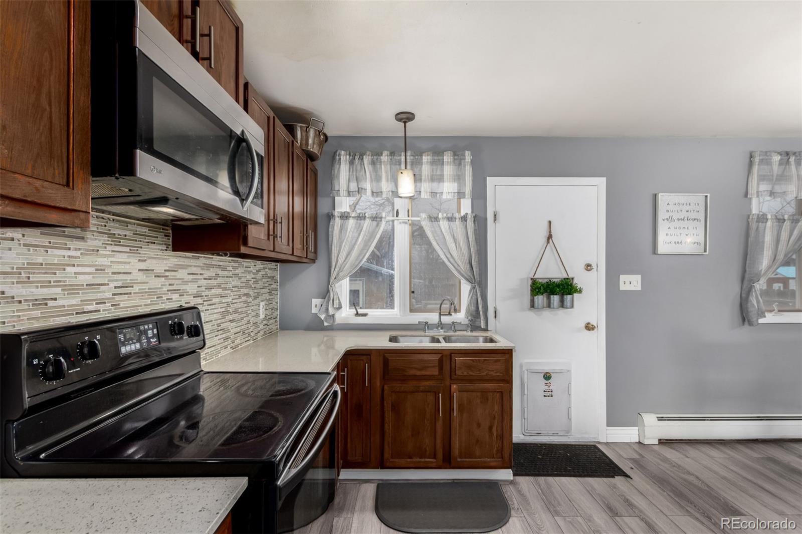 MLS Image #15 for 117  6th street,frederick, Colorado