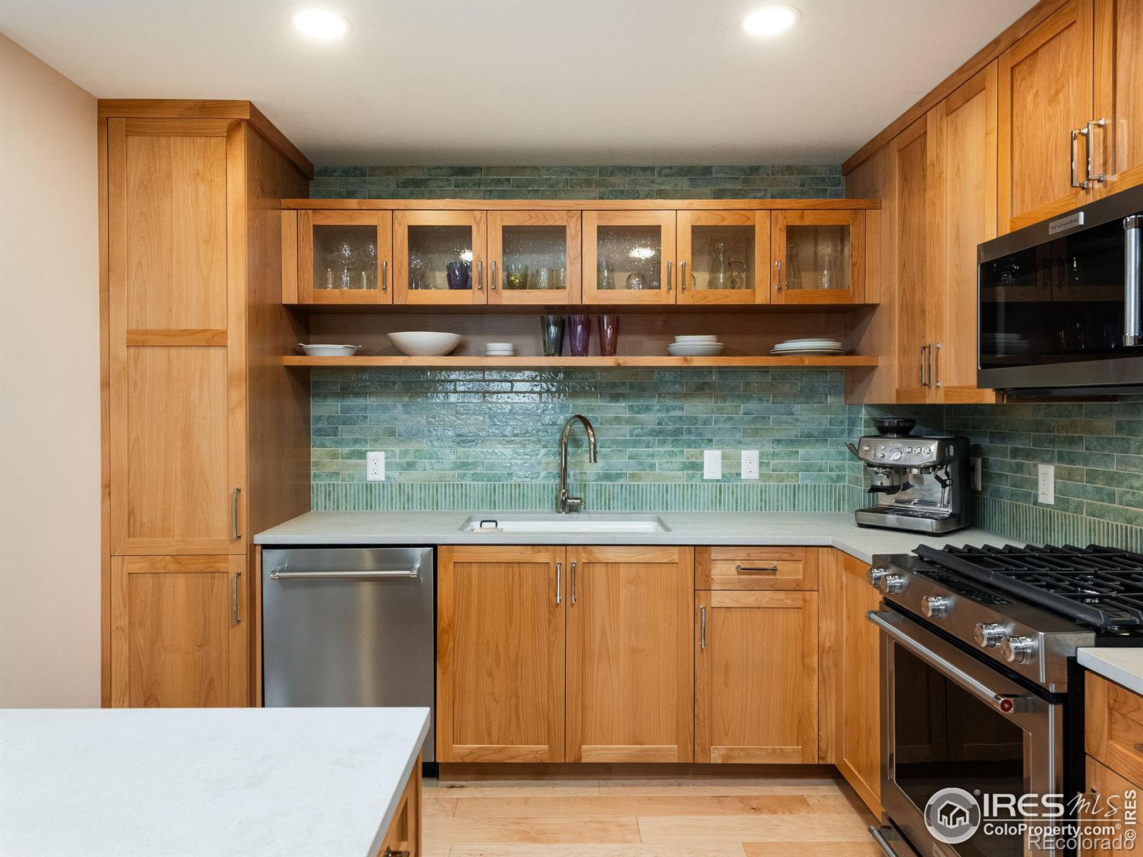 MLS Image #7 for 3701  arapahoe avenue,boulder, Colorado