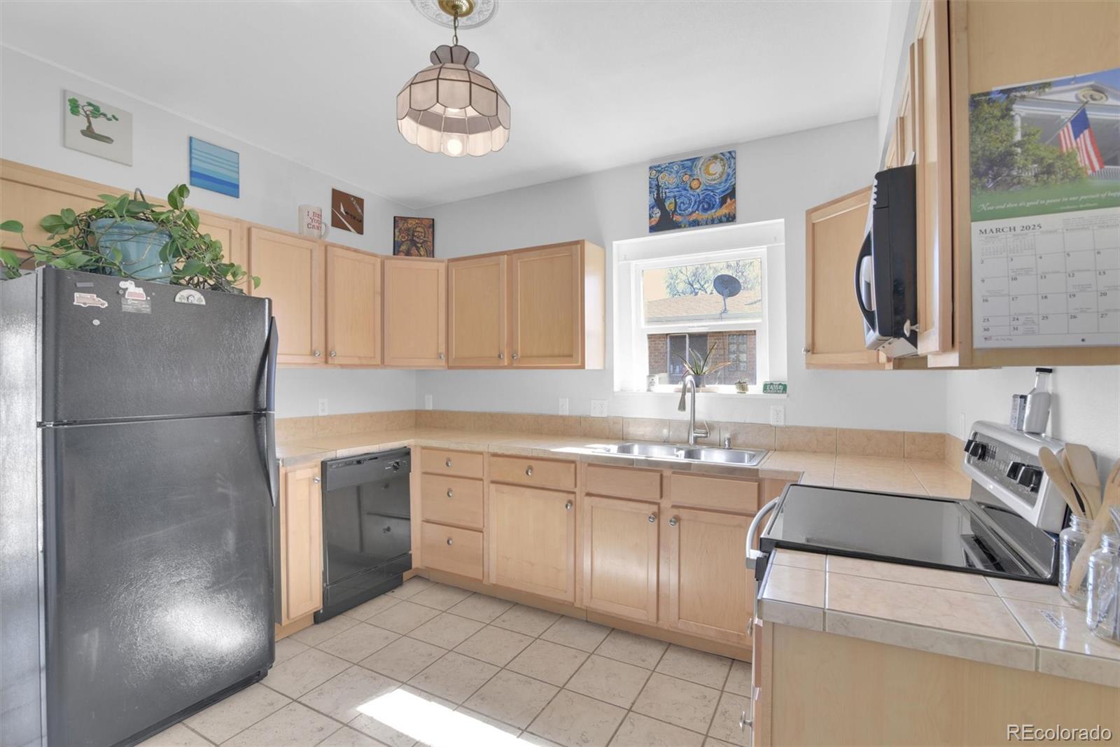 MLS Image #11 for 4710  pennsylvania street,denver, Colorado