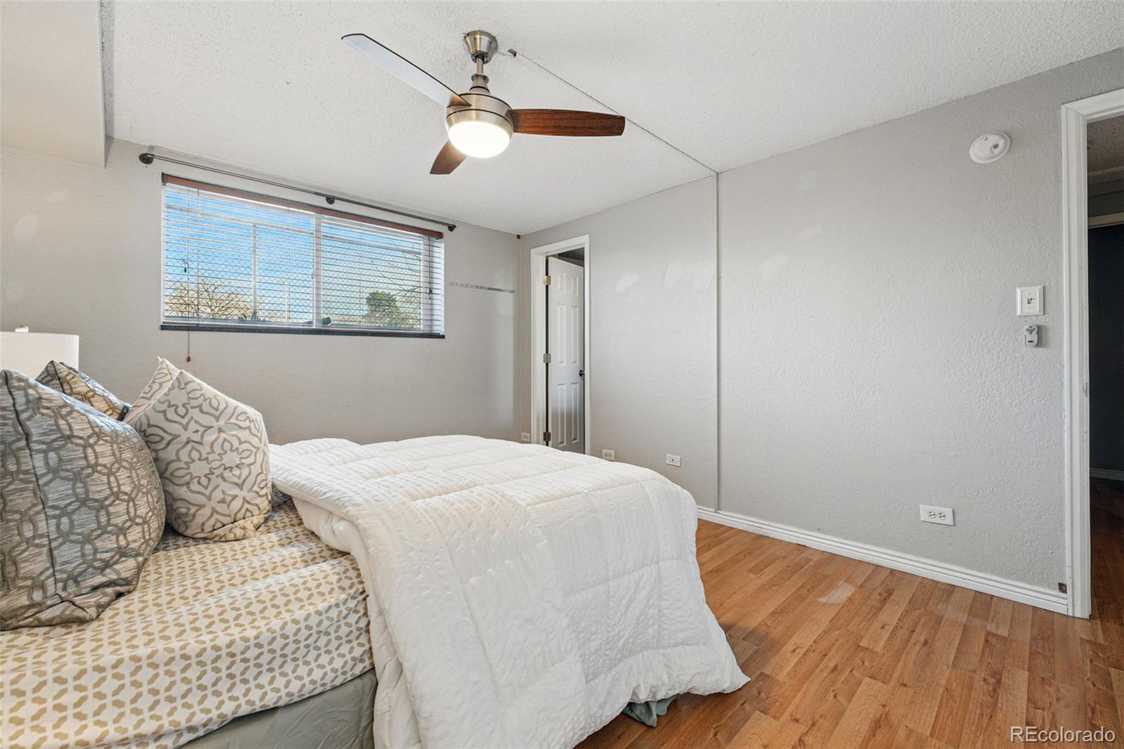 MLS Image #12 for 3047 w 47th avenue,denver, Colorado