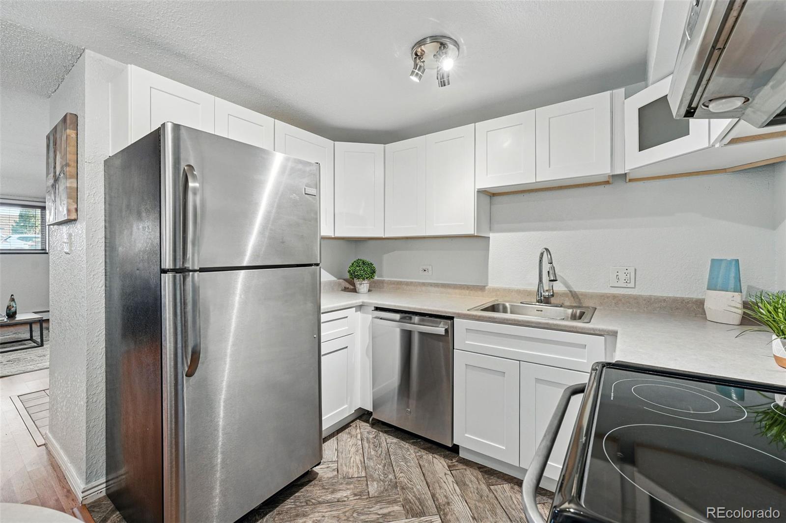 MLS Image #5 for 3047 w 47th avenue,denver, Colorado