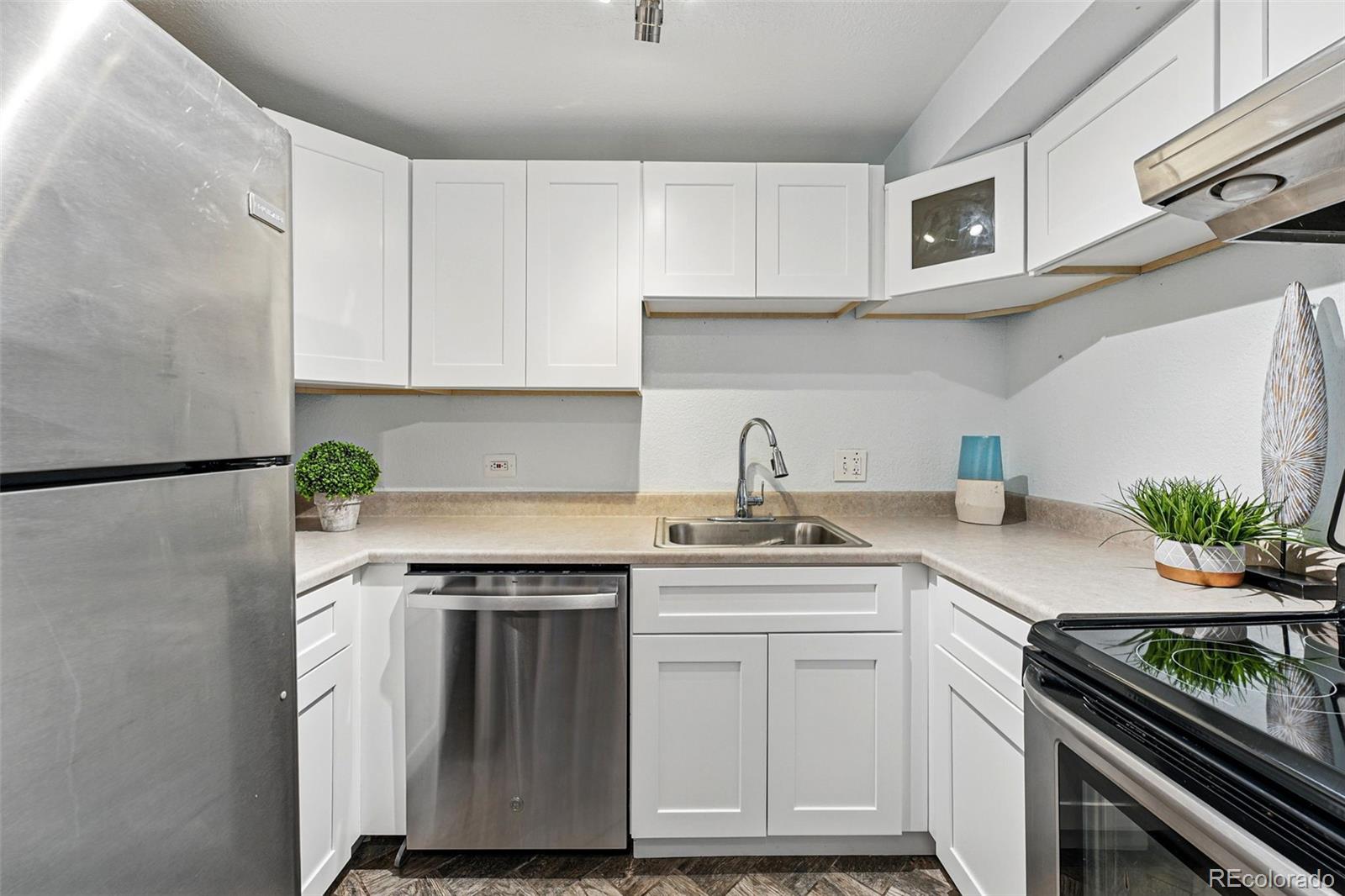 MLS Image #6 for 3047 w 47th avenue,denver, Colorado