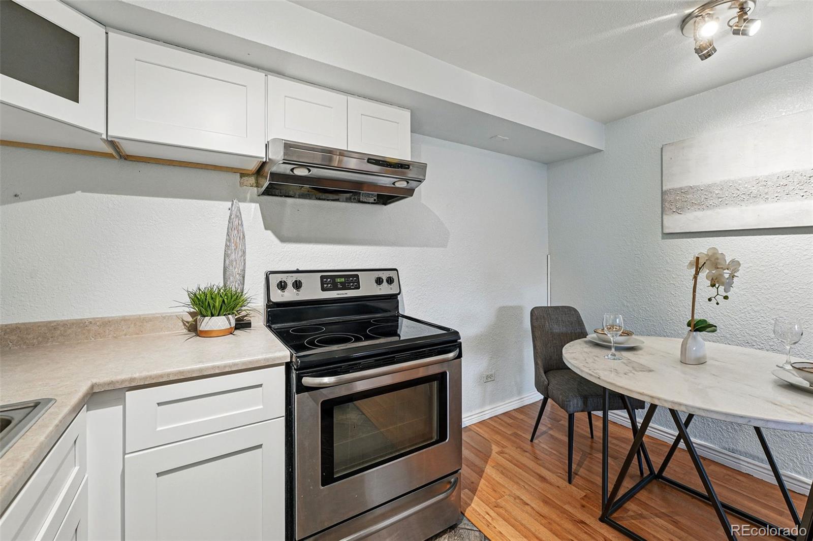 MLS Image #8 for 3047 w 47th avenue,denver, Colorado