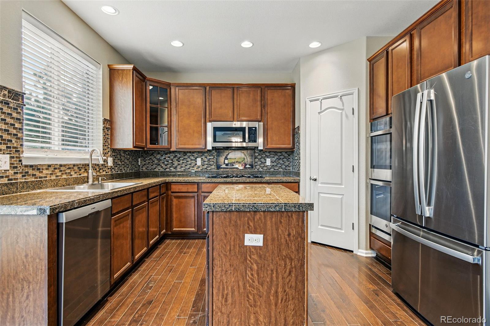 MLS Image #15 for 21096 e bellewood drive,centennial, Colorado