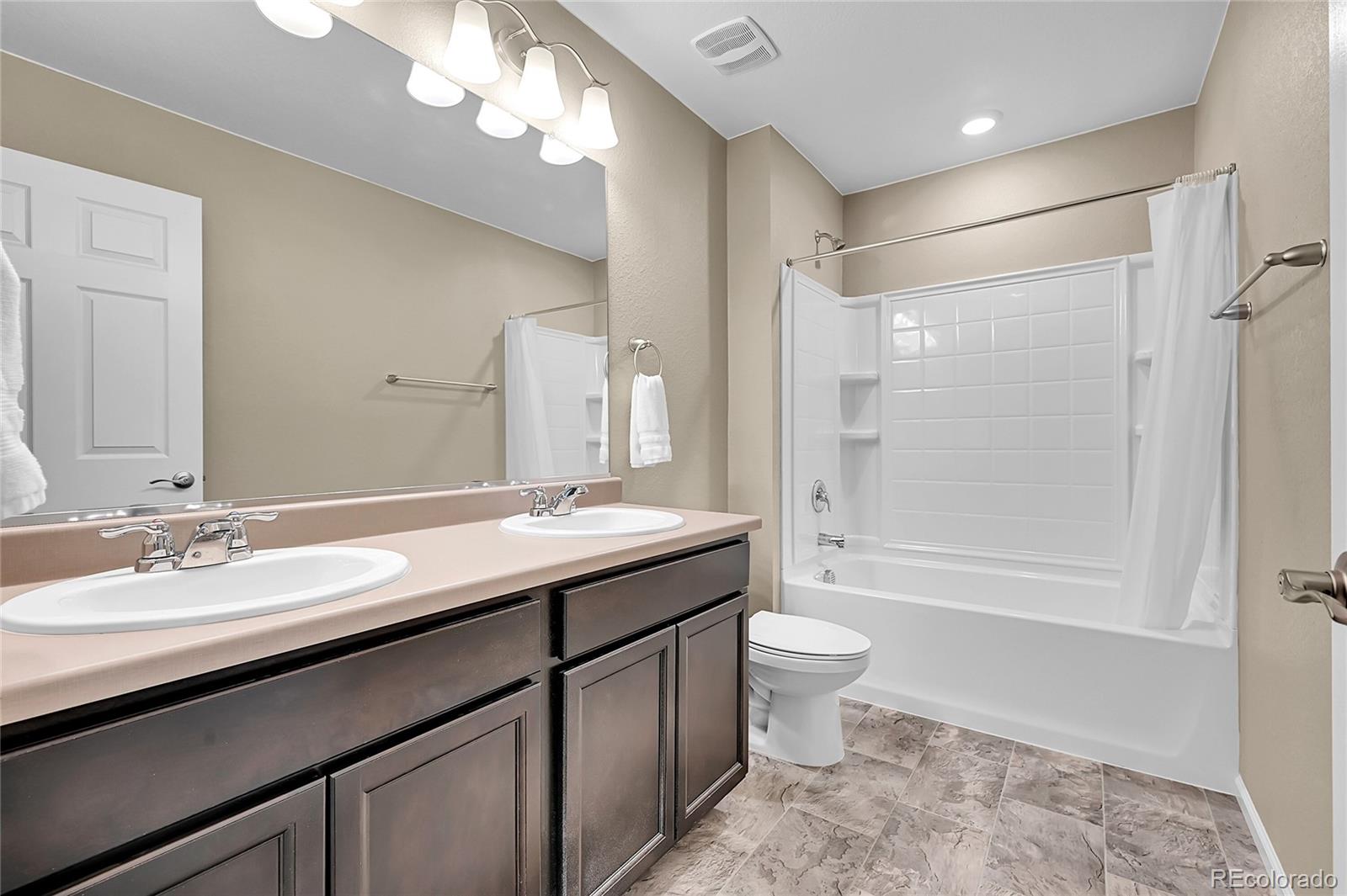 MLS Image #17 for 20040 e 61st drive,aurora, Colorado