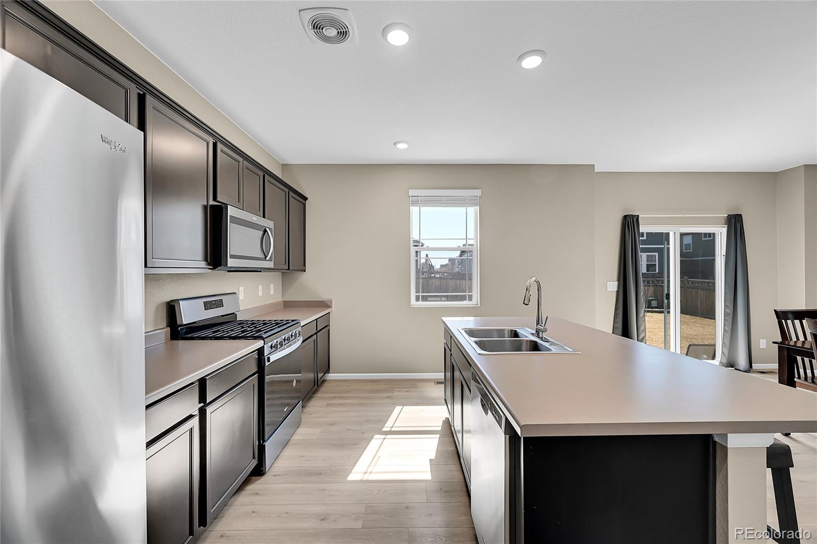 MLS Image #4 for 20040 e 61st drive,aurora, Colorado