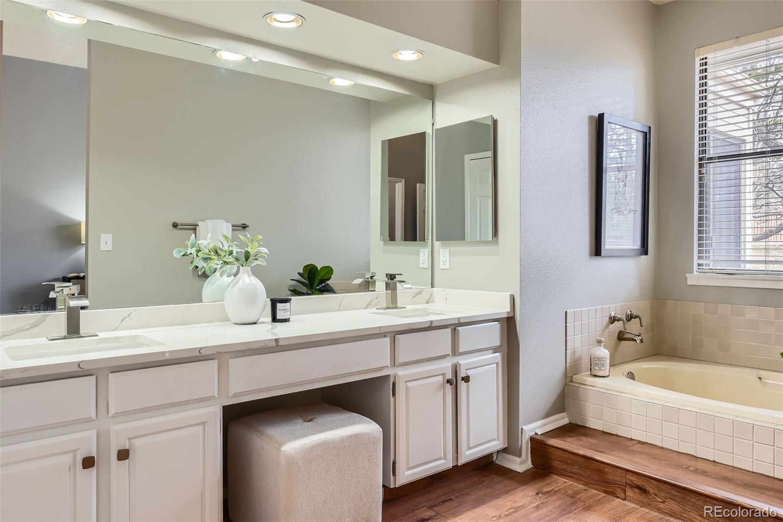 MLS Image #12 for 8834  blue mountain place,highlands ranch, Colorado