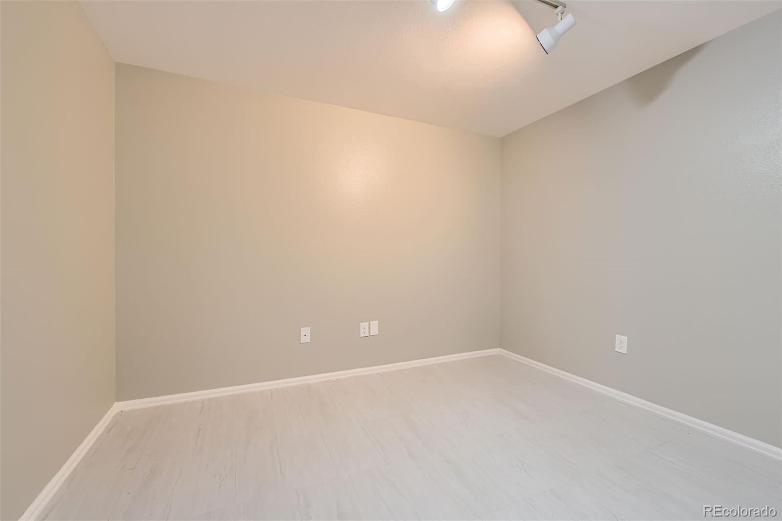 MLS Image #26 for 8834  blue mountain place,highlands ranch, Colorado