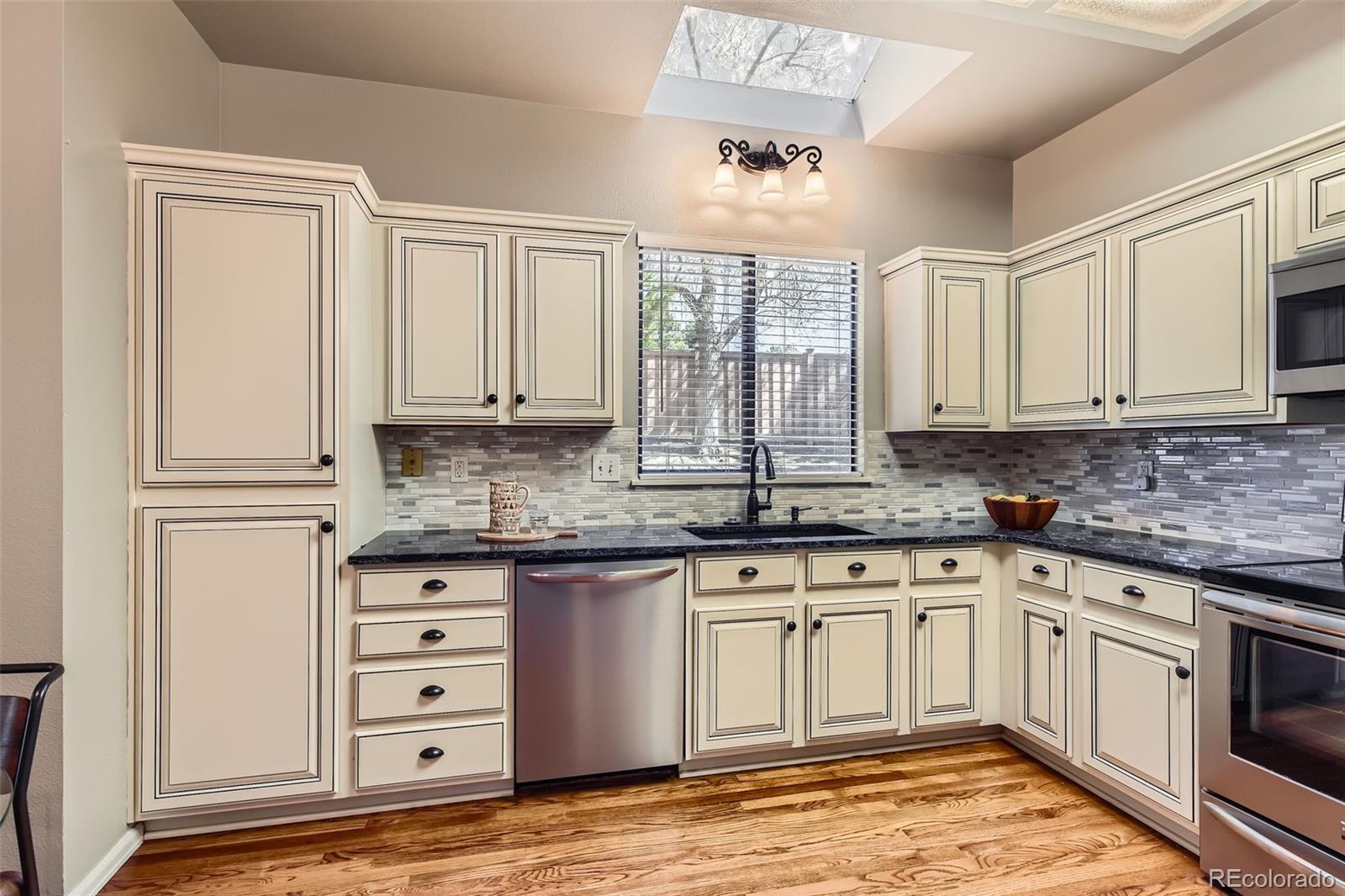 MLS Image #6 for 8834  blue mountain place,highlands ranch, Colorado
