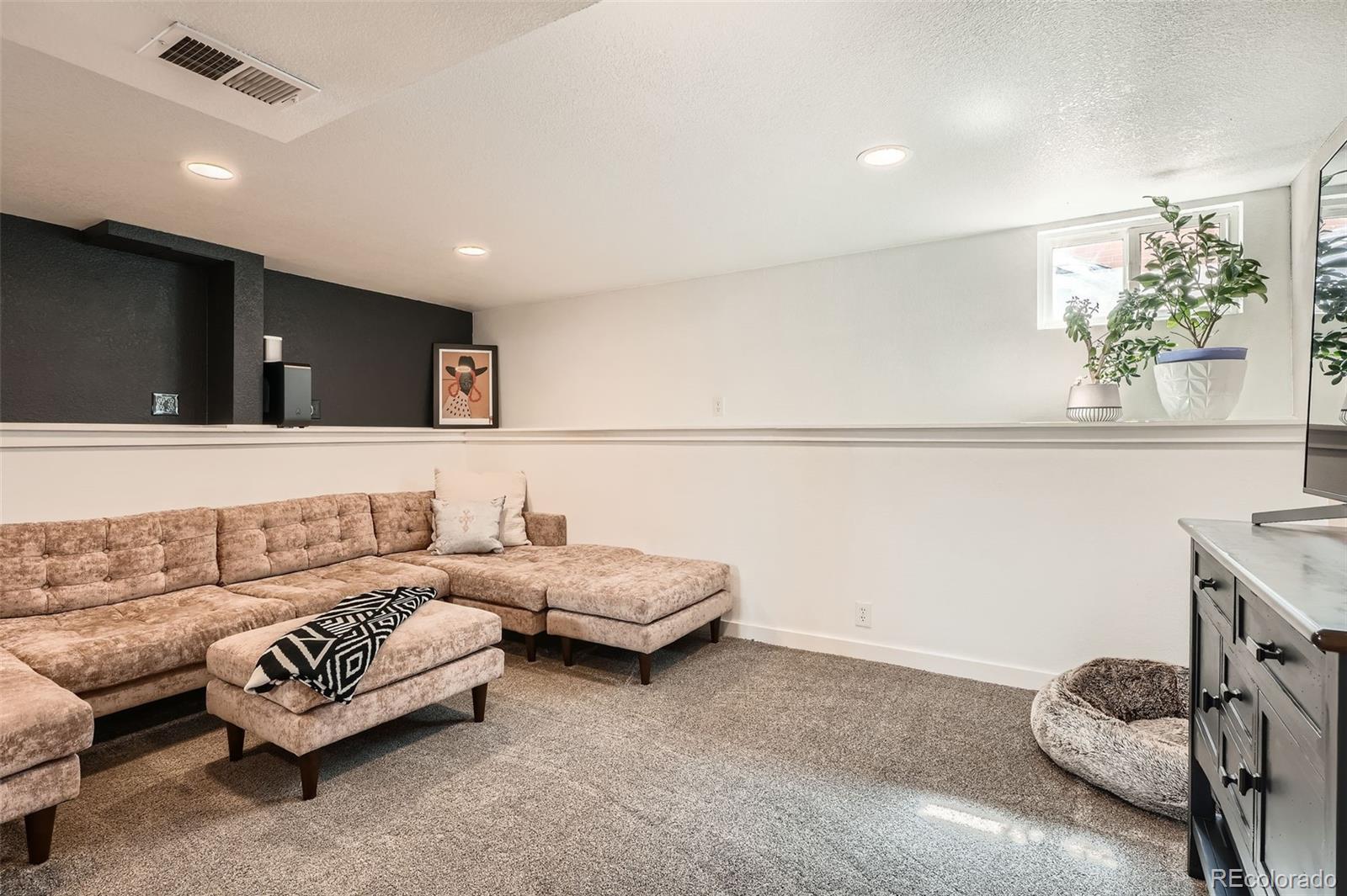 MLS Image #18 for 1749 s lincoln street,denver, Colorado