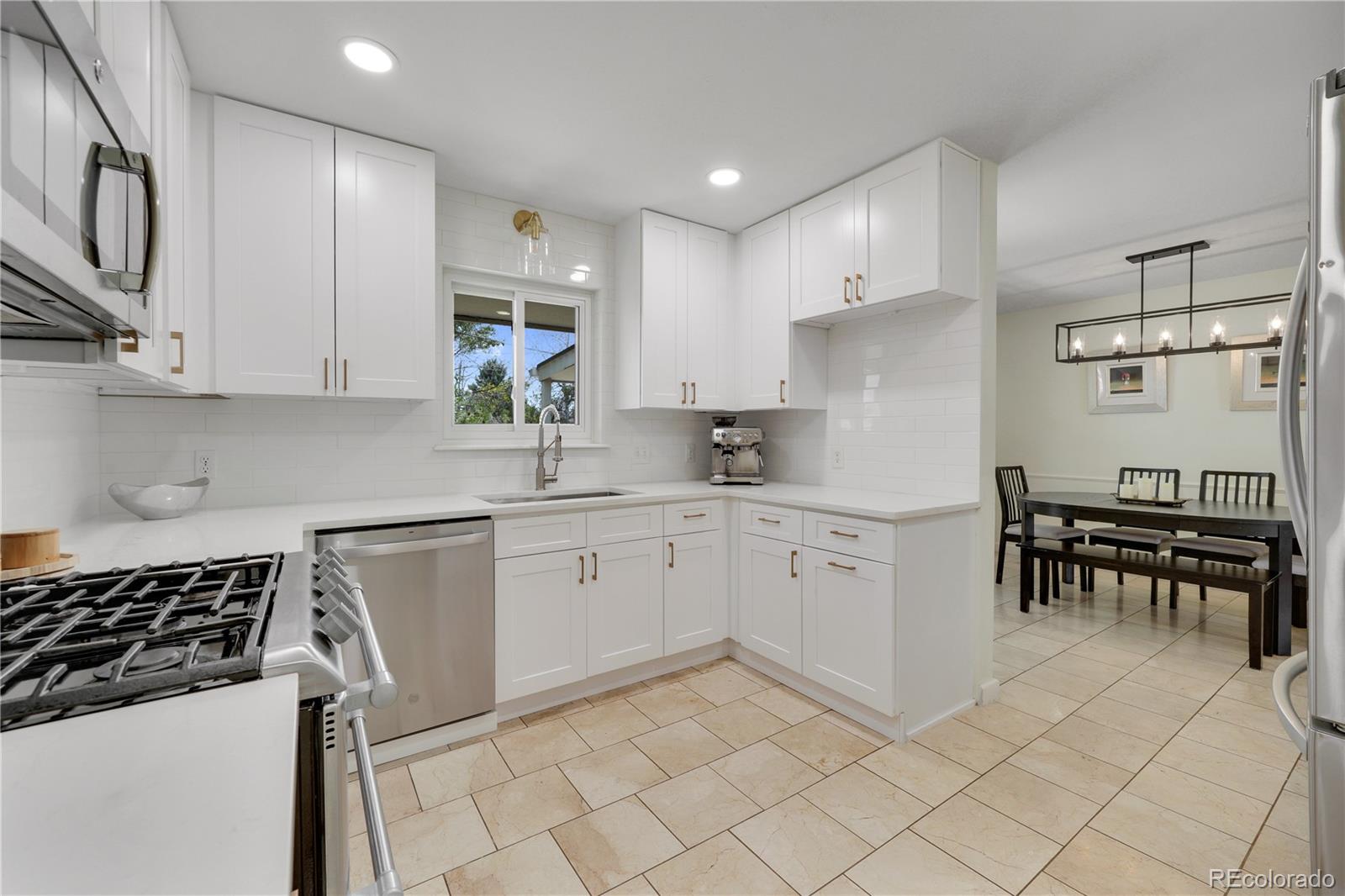 MLS Image #16 for 3292 s wabash court,denver, Colorado