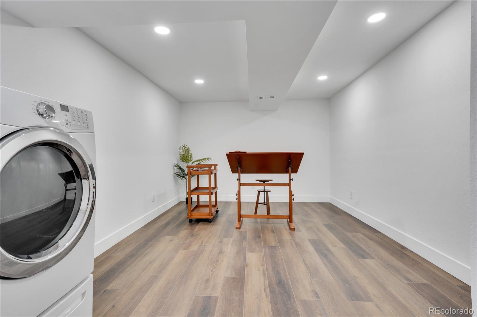 MLS Image #34 for 3292 s wabash court,denver, Colorado