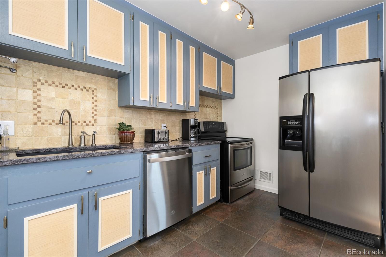 MLS Image #11 for 2434 s ogden street,denver, Colorado