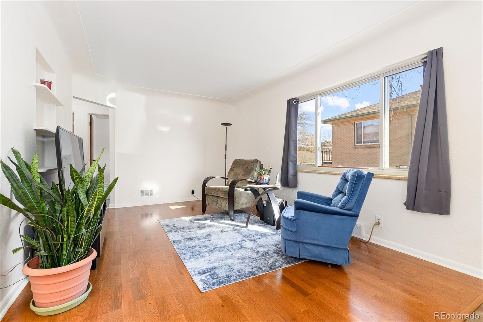 MLS Image #5 for 2434 s ogden street,denver, Colorado