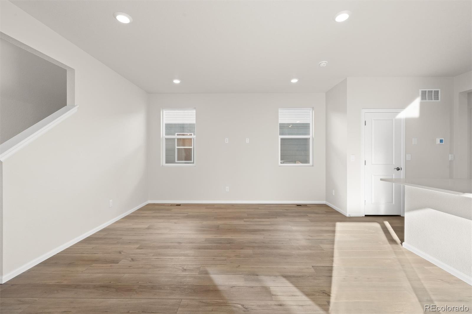 MLS Image #12 for 21134 e 63rd drive,aurora, Colorado