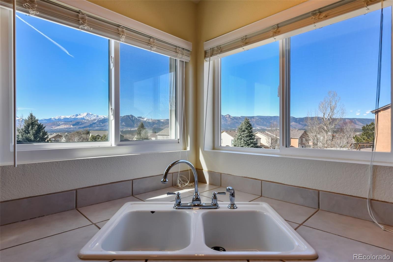 MLS Image #16 for 1203  lawn lake trail,colorado springs, Colorado